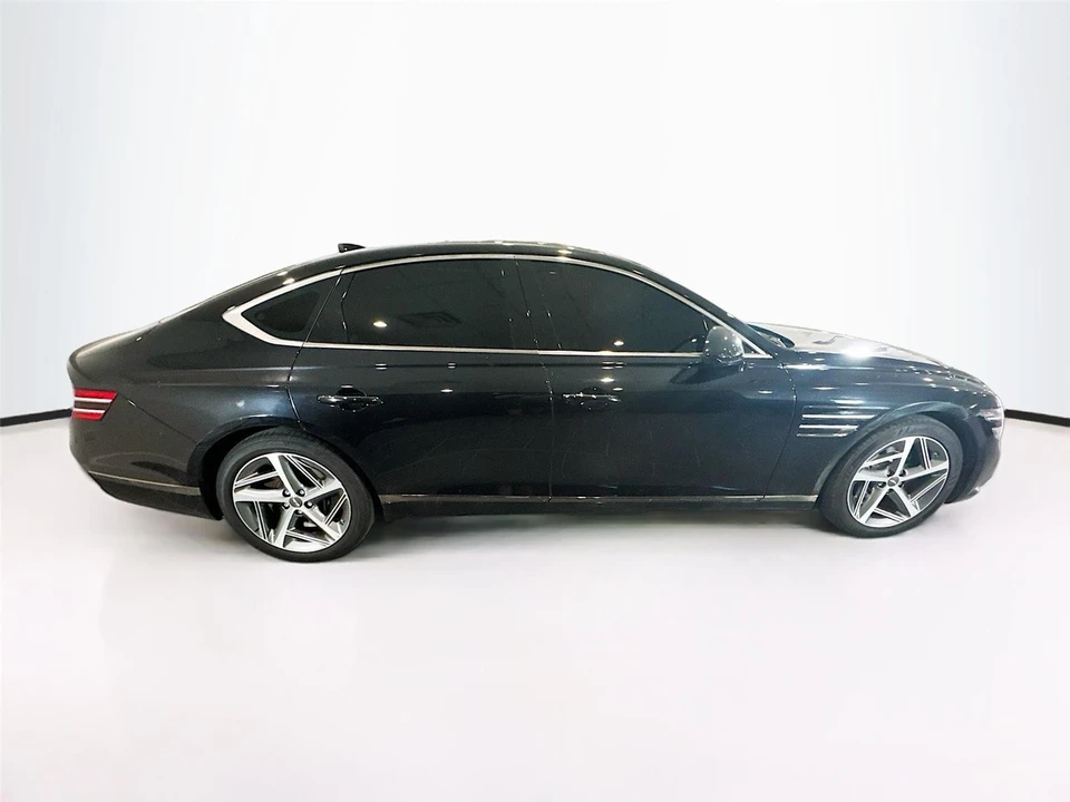 2024 Genesis G80 - Image 5 of 13