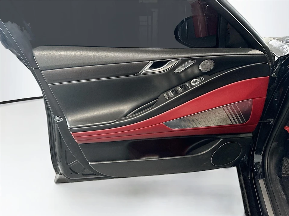 2024 Genesis G80 - Image 8 of 13