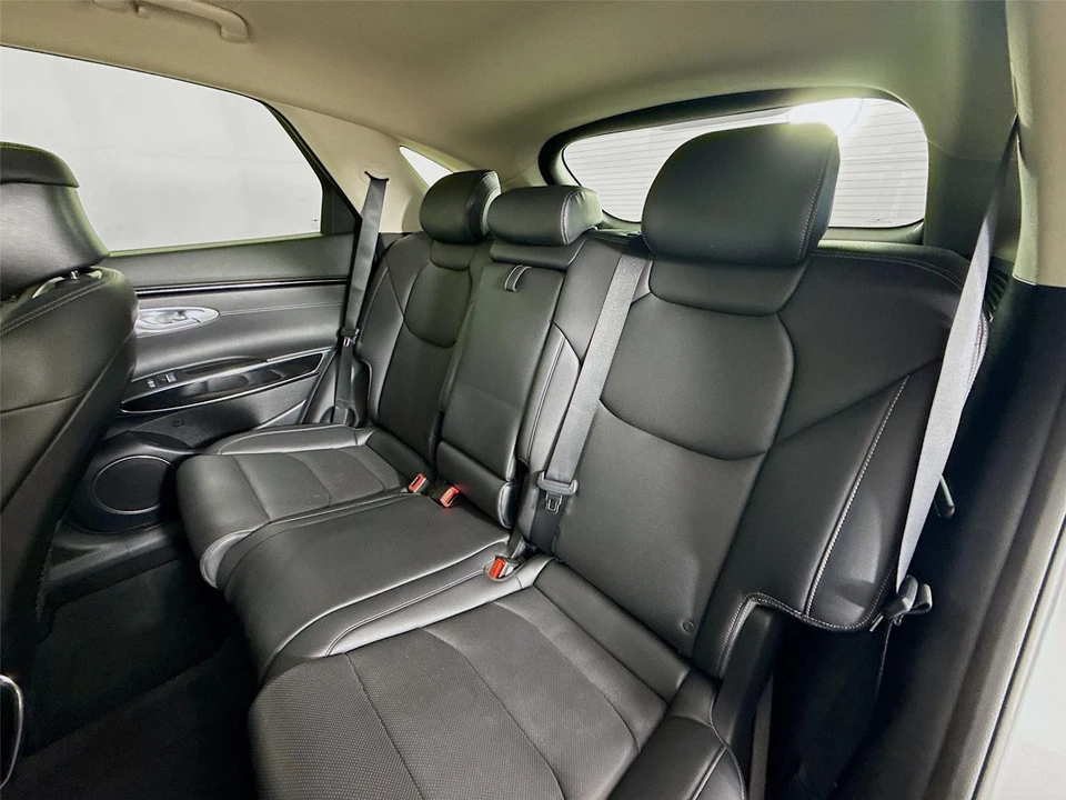 2024 Genesis GV70 - Image 21 of 21