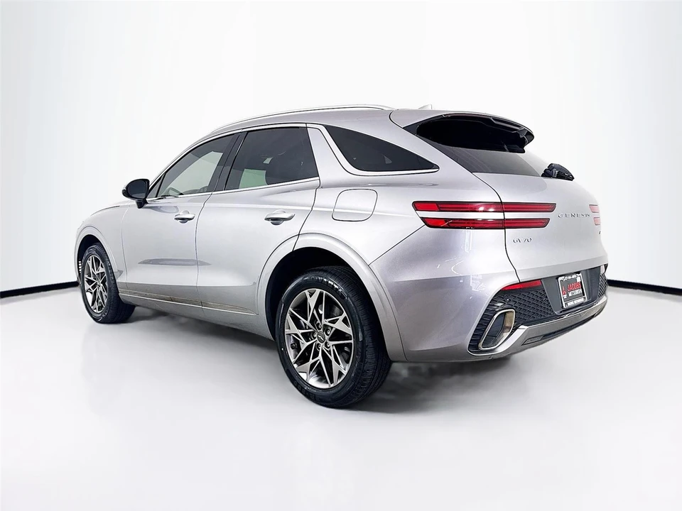 2024 Genesis GV70 - Image 5 of 21