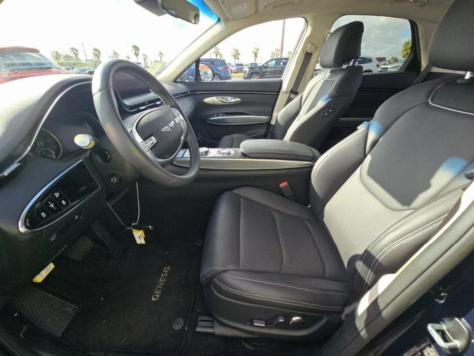 2024 Genesis GV70 - Image 4 of 10