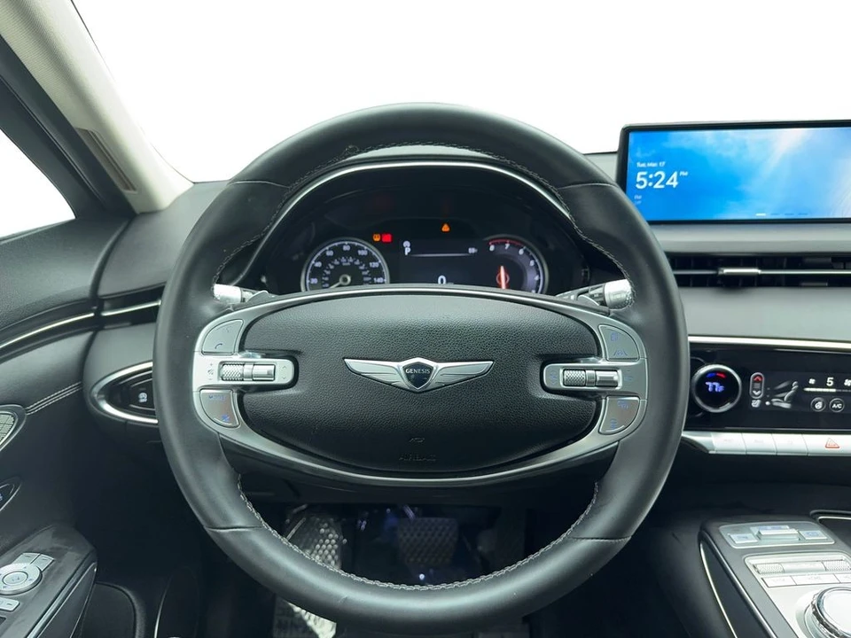 2024 Genesis GV70 - Image 19 of 21