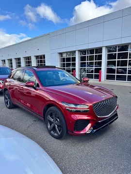 2024 Genesis GV70 · 2.5T Standard Sport Utility 4D