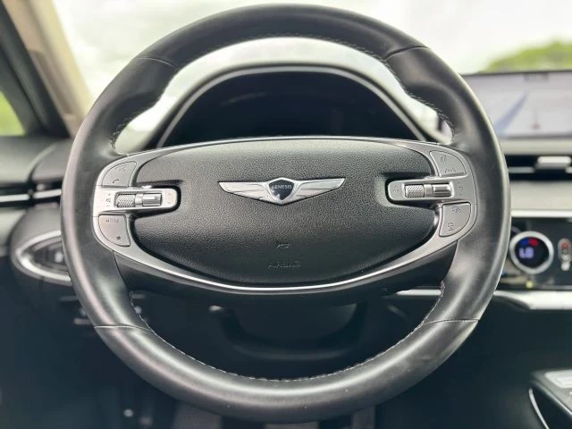 2024 Genesis GV70 - Image 12 of 21