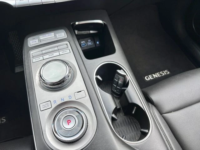 2024 Genesis GV70 - Image 17 of 21