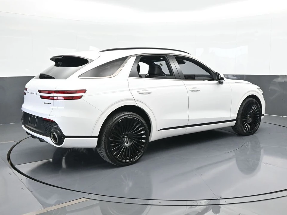 2024 Genesis GV70 - Image 6 of 12