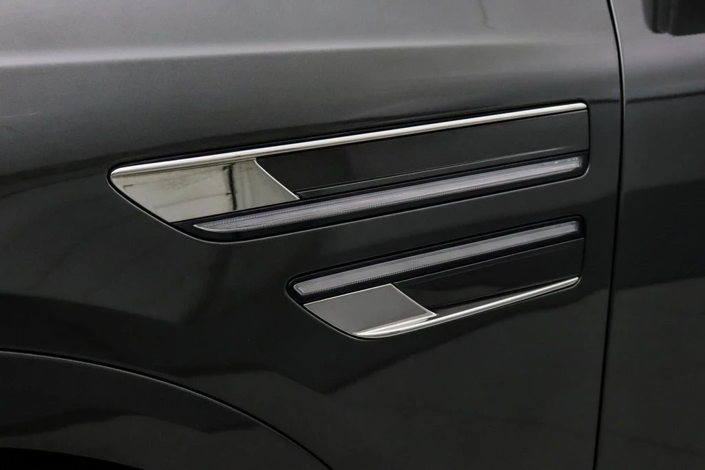 2024 Genesis GV80 - Image 12 of 21