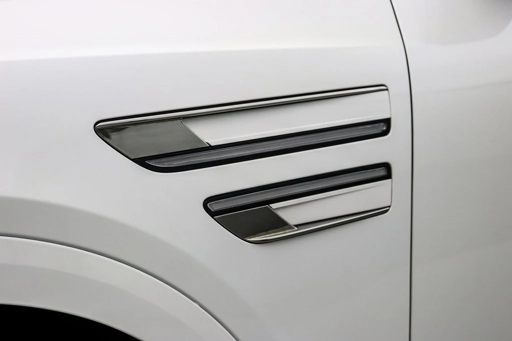 2024 Genesis GV80 - Image 14 of 21