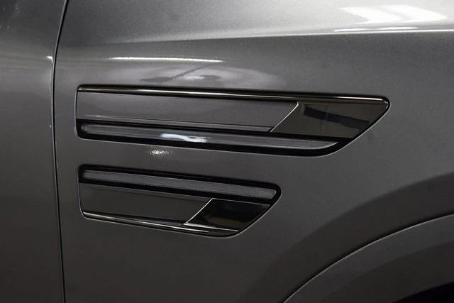 2024 Genesis GV80 - Image 14 of 21