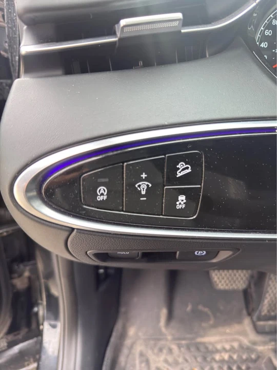 2024 Genesis G70 - Image 10 of 14