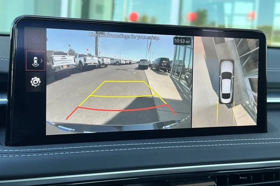 2024 Genesis G70 - Image 14 of 17