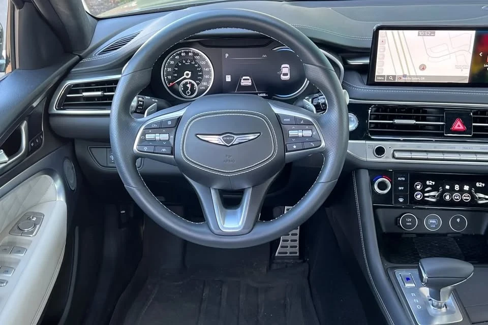2024 Genesis G70 - Image 12 of 17