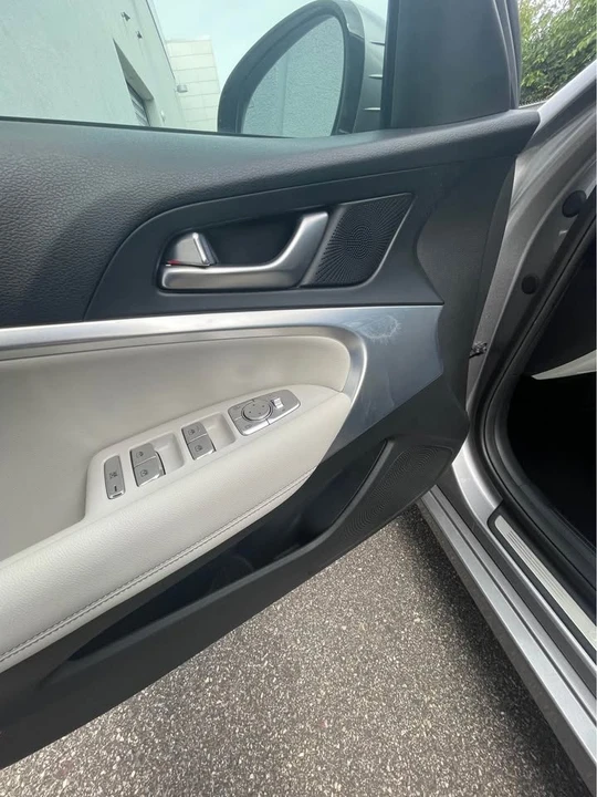2024 Genesis G70 - Image 4 of 9