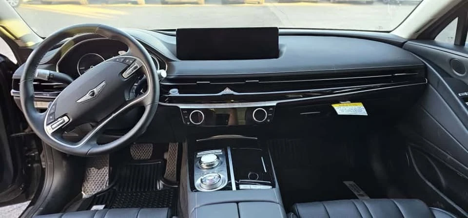 2024 Genesis G70 - Image 2 of 7
