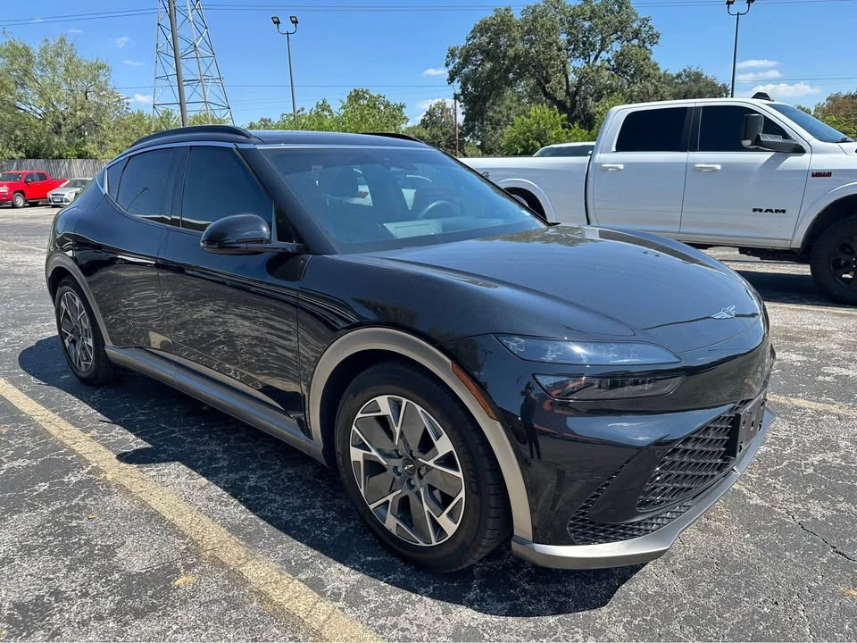 2024 Genesis GV60 - Image 2 of 20