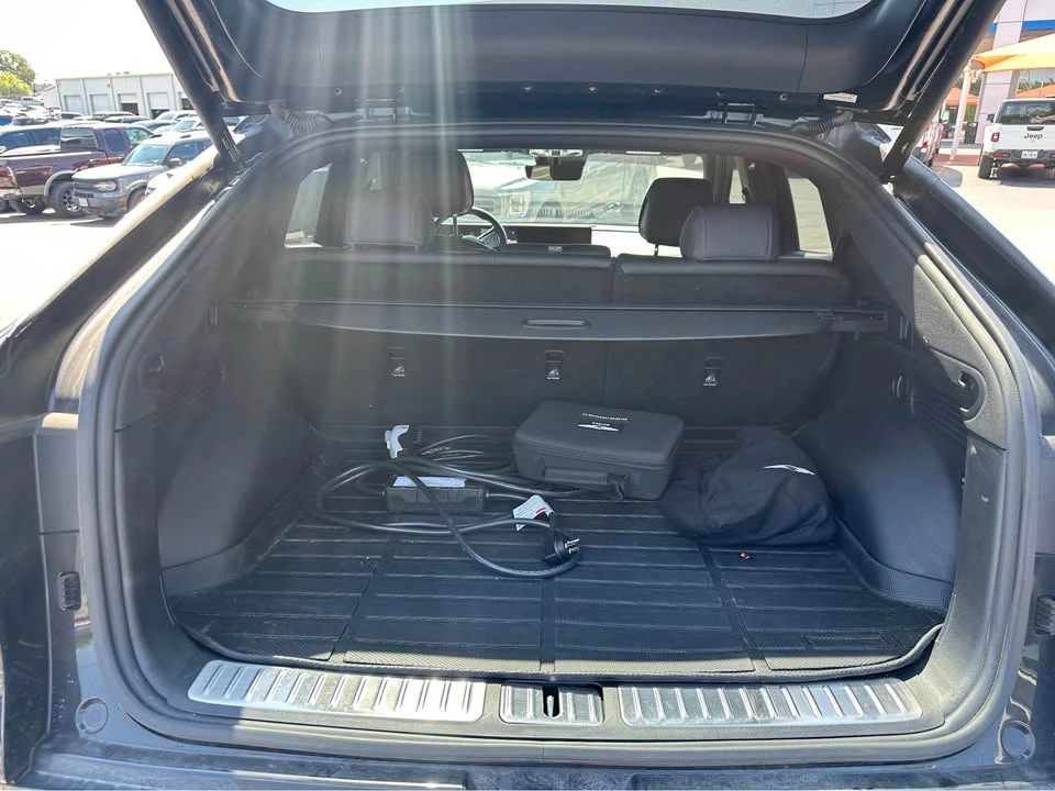2024 Genesis GV60 - Image 14 of 20