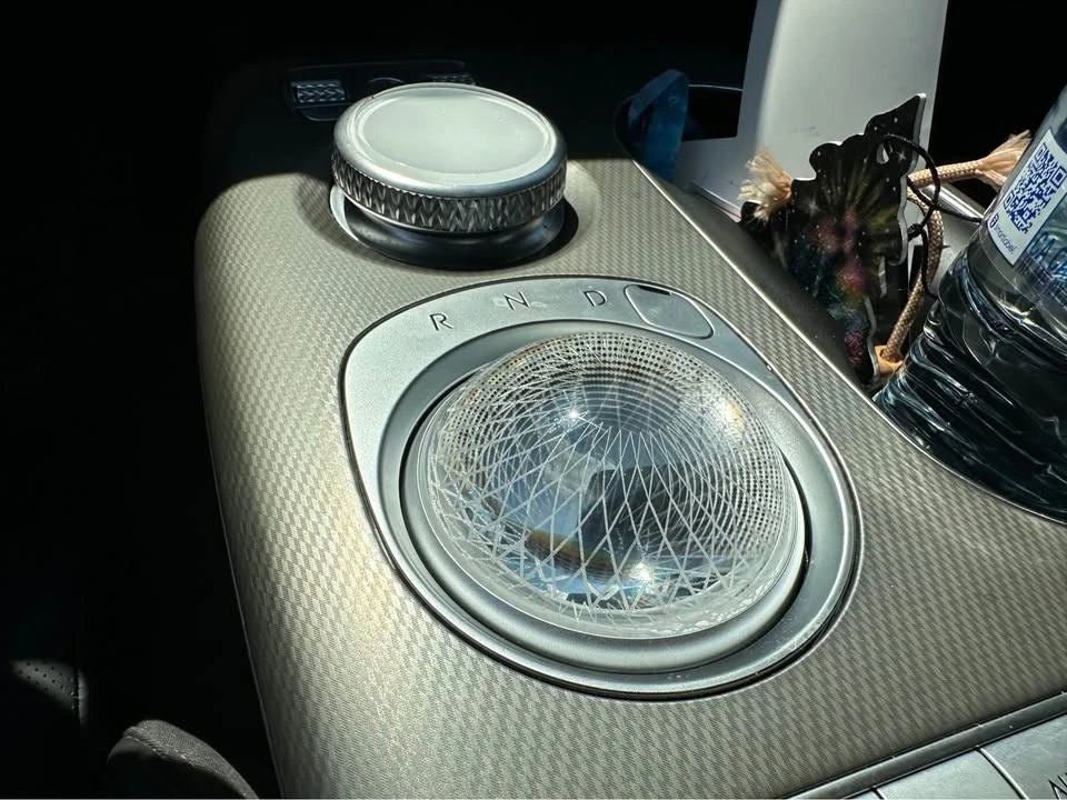 2024 Genesis GV60 - Image 19 of 20