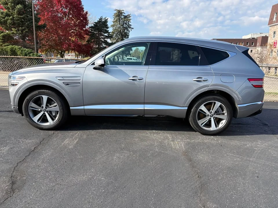 2024 Genesis GV80 - Image 2 of 12