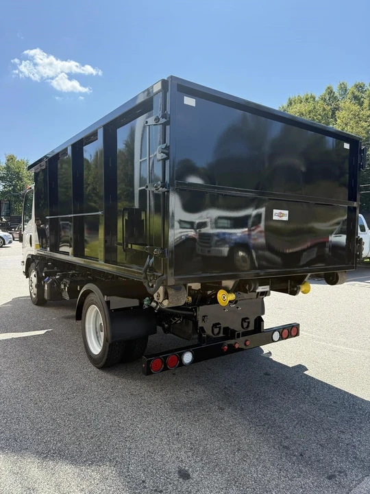 2024 Hino - Image 5 of 21
