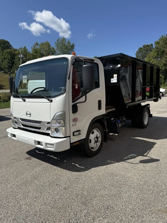 2024 Hino - Image 3 of 21