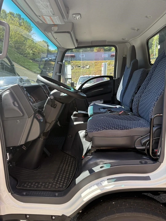 2024 Hino - Image 10 of 21