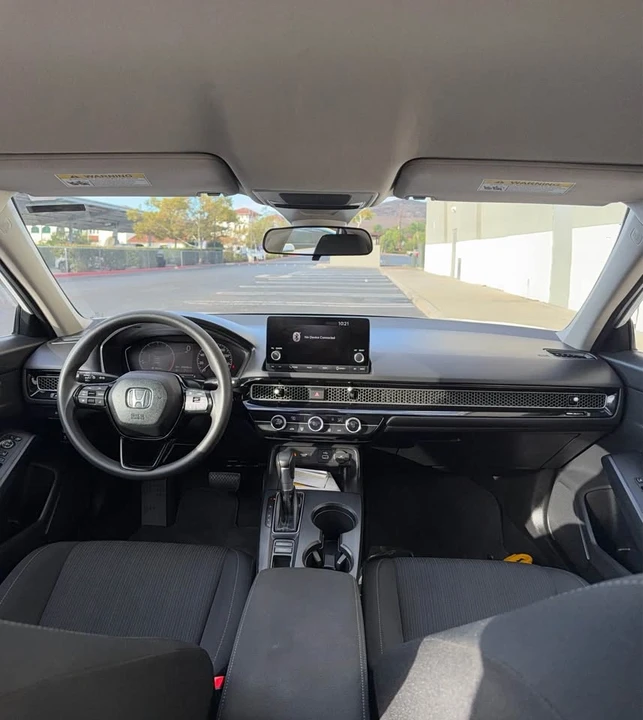 2024 Honda Civic 11th Gen - Image 8 of 15