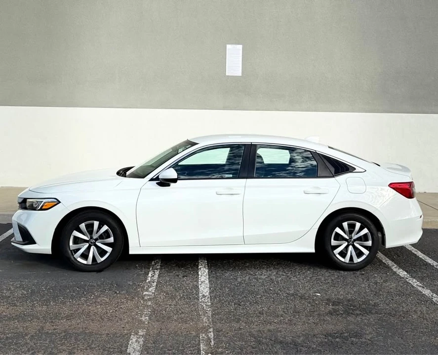 2024 Honda Civic 11th Gen - Image 5 of 15