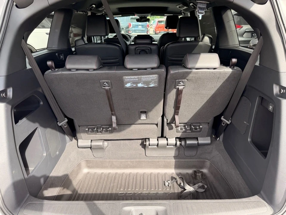 2024 Honda Odyssey - Image 8 of 21