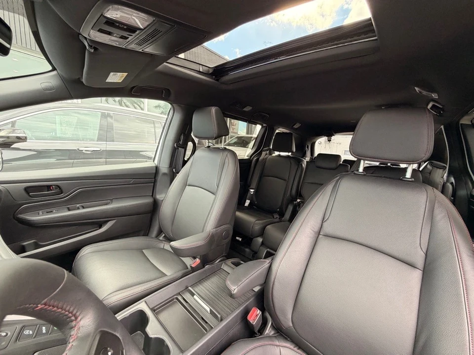 2024 Honda Odyssey - Image 14 of 21