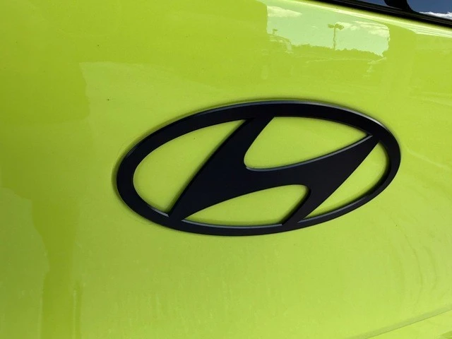 2024 Hyundai Kona - Image 18 of 21