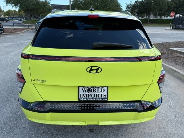 2024 Hyundai Kona - Image 17 of 21