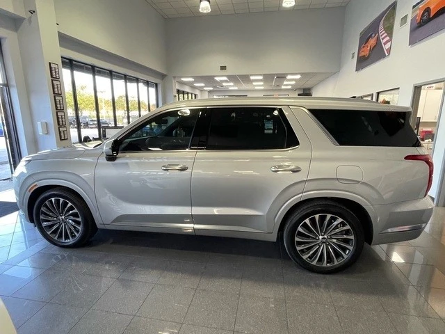 2024 Hyundai Palisade - Image 2 of 12