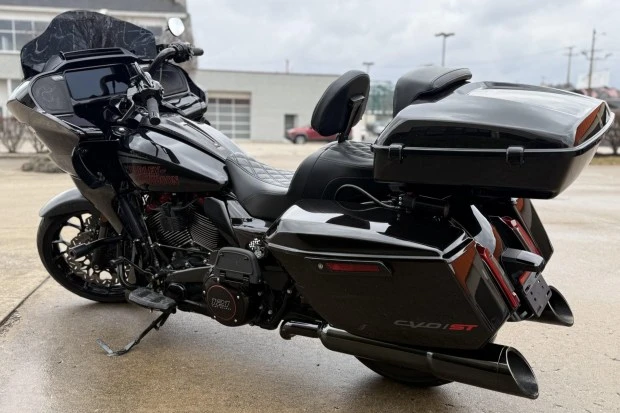 2024 Harley-Davidson CVO - Image 2 of 6
