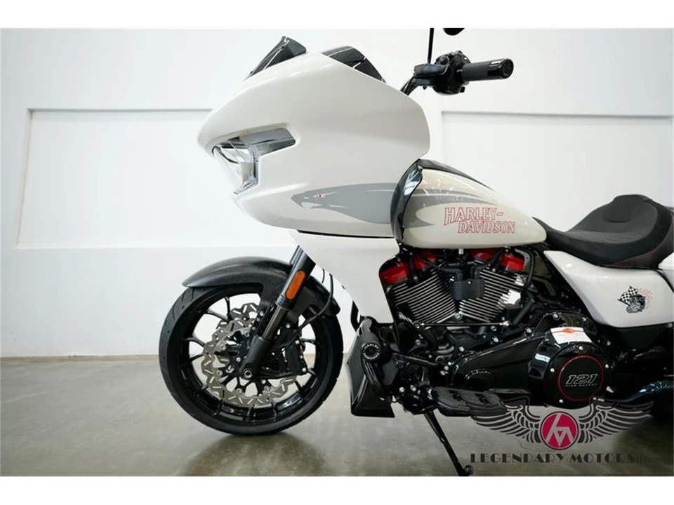 2024 Harley-Davidson Touring Milwaukee-Eight - Image 6 of 31