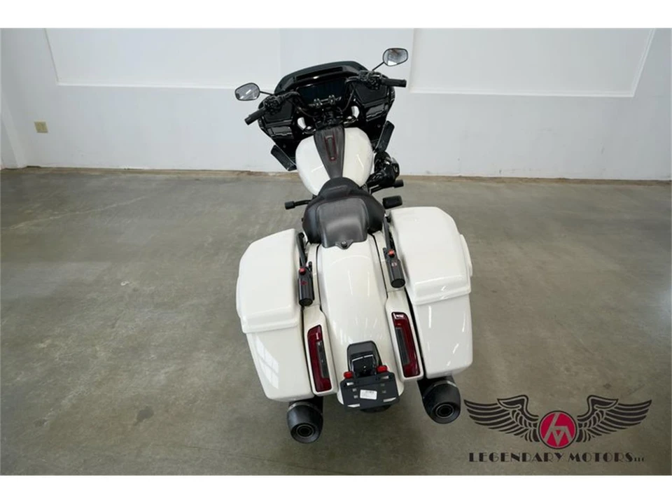 2024 Harley-Davidson Touring Milwaukee-Eight - Image 9 of 31