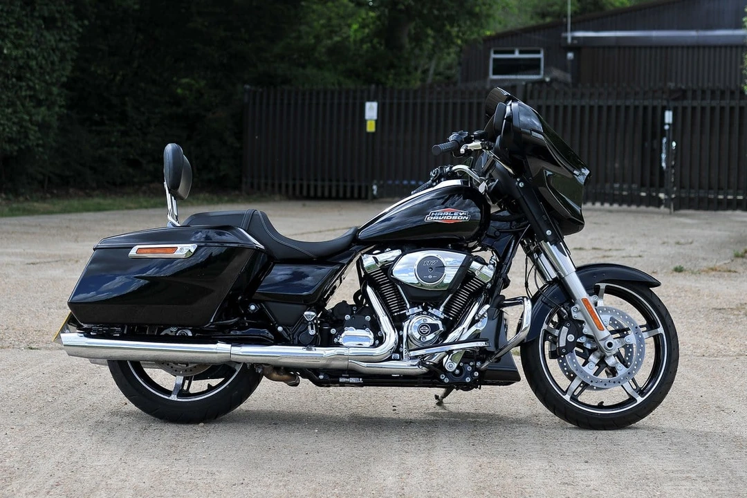 2024 Harley-Davidson Touring Milwaukee-Eight - Image 3 of 30