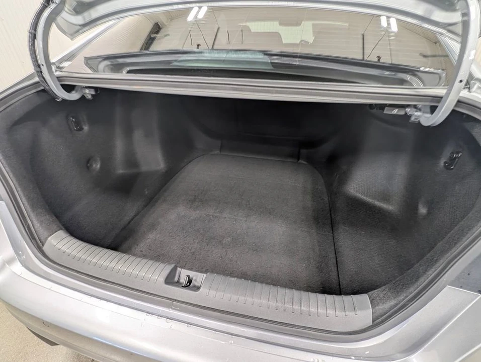 2024 Honda Accord 11th Gen - Image 8 of 11