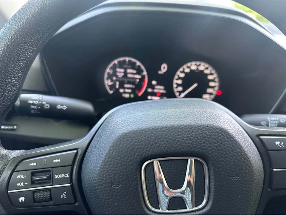 2024 Honda CR-V 6th Gen - Image 17 of 20