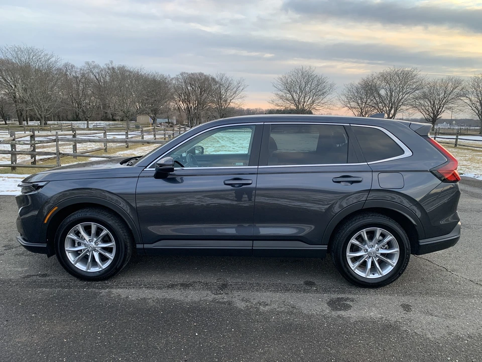 2024 Honda CR-V 6th Gen - Image 8 of 21