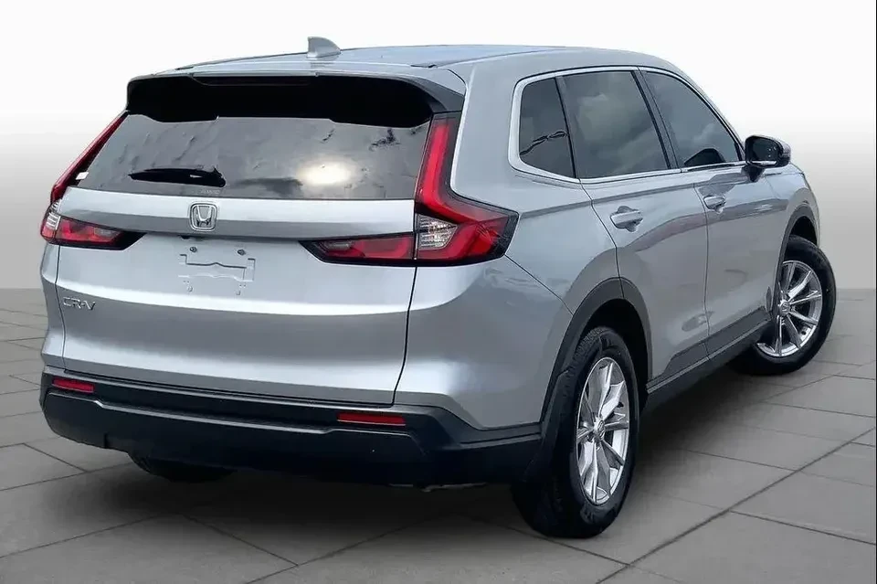 2024 Honda CR-V 6th Gen - Image 10 of 18