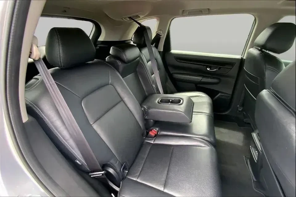 2024 Honda CR-V 6th Gen - Image 17 of 18