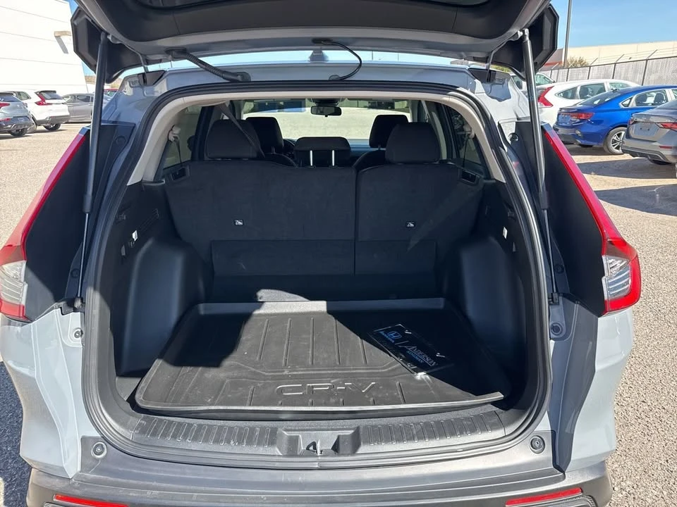2024 Honda CR-V 6th Gen - Image 11 of 15