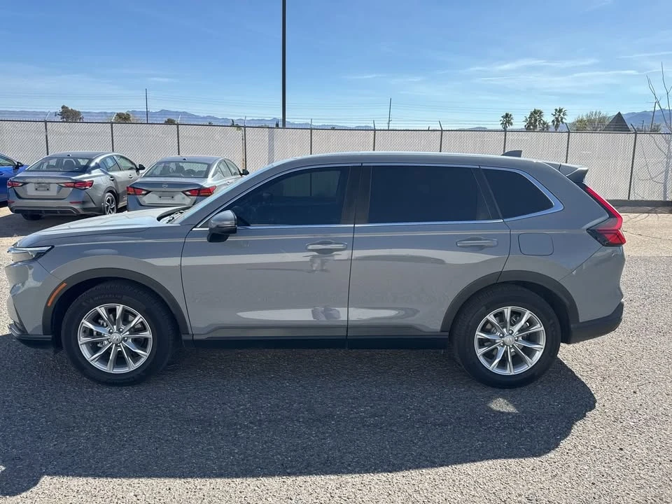 2024 Honda CR-V 6th Gen - Image 8 of 15