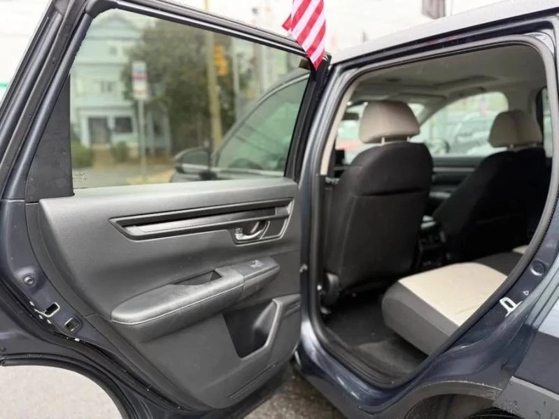 2024 Honda CR-V 6th Gen - Image 8 of 12
