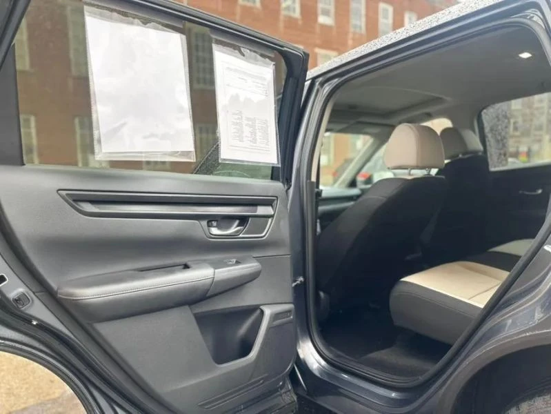 2024 Honda CR-V 6th Gen - Image 10 of 12
