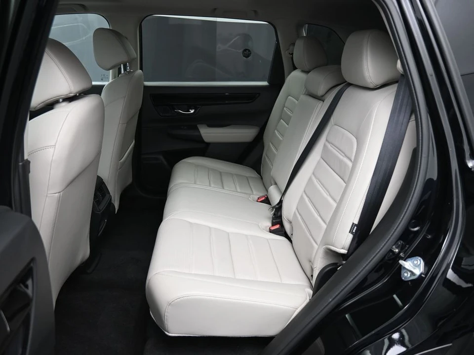 2024 Honda CR-V 6th Gen - Image 21 of 31