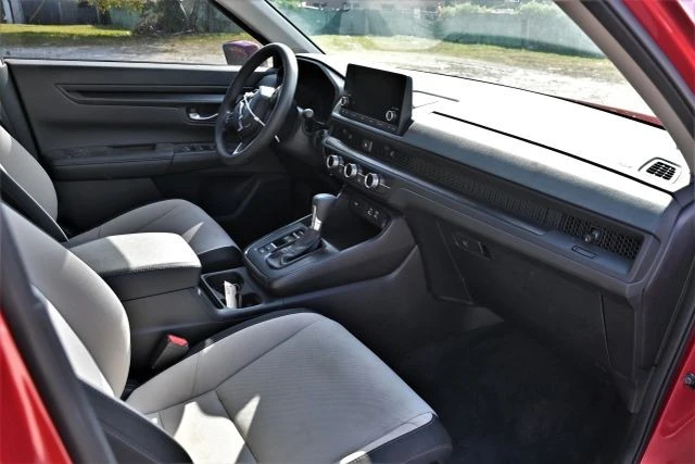 2024 Honda CR-V 6th Gen - Image 10 of 15