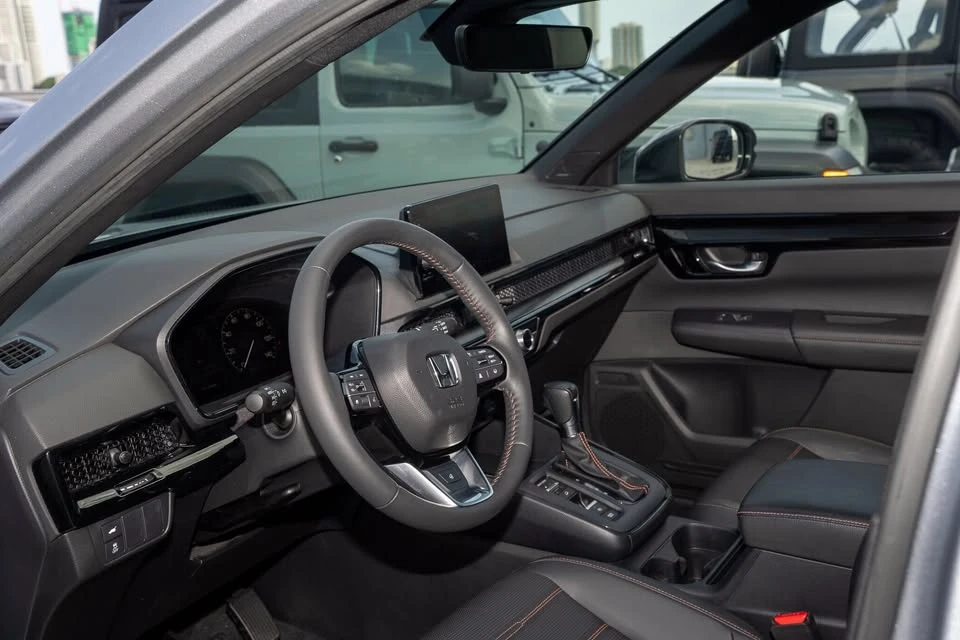 2024 Honda CR-V 6th Gen - Image 15 of 20