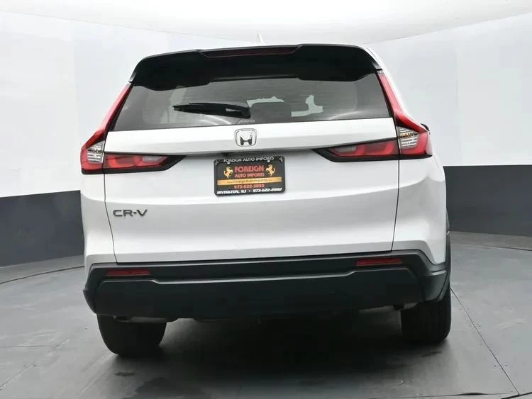 2024 Honda CR-V 6th Gen - Image 8 of 12