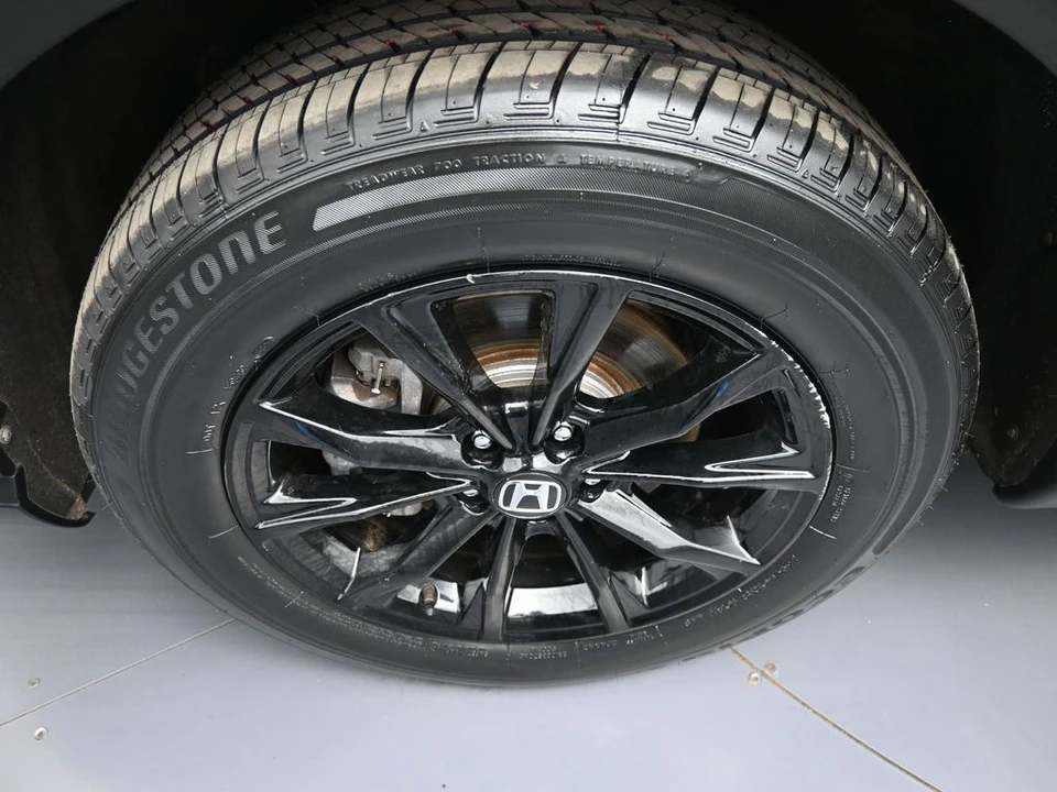 2024 Honda CR-V 6th Gen - Image 14 of 21